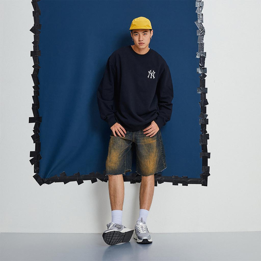 New MLB SS24 Sweatshirt Unisex Black 3AMTQ0141-50BKS