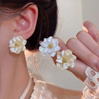 Luxury Camellia Earrings Exquisite Petals Earrings Fashion Flower Earrings  For Women Girls