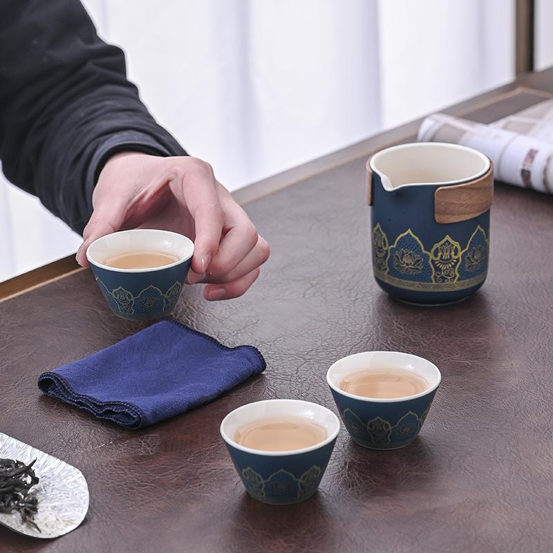 Travel tea set, gifts, Kung Fu outdoor carry-on small express cup, one pot and three cups set, business national tide style