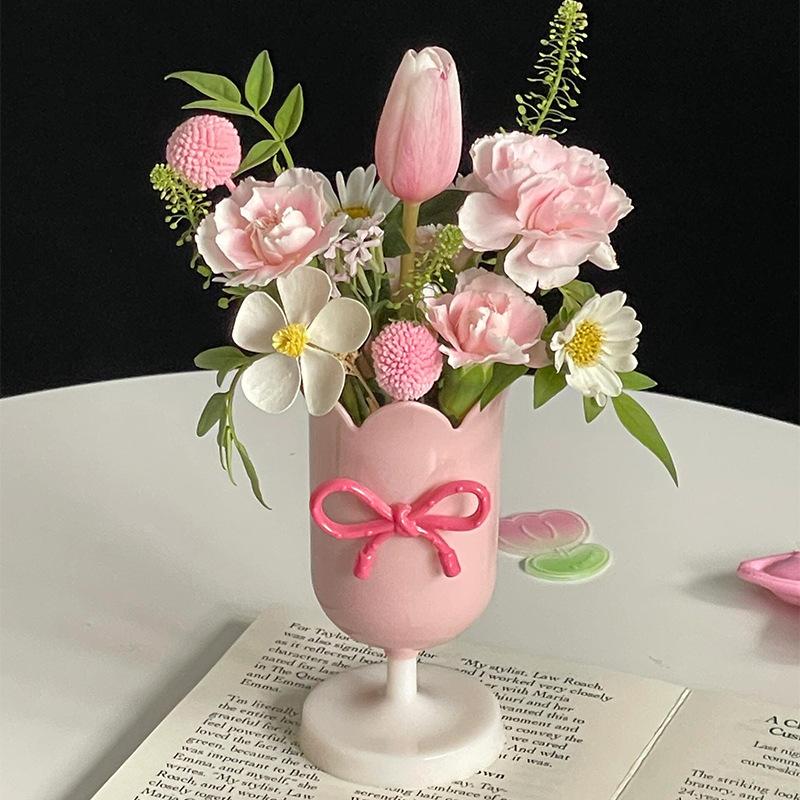 Ins Flower Vase Tulip Pen Holder Pencil Box Makeup Brush Storage Box Photography Props Aesthetic Vase Wedding Decoration