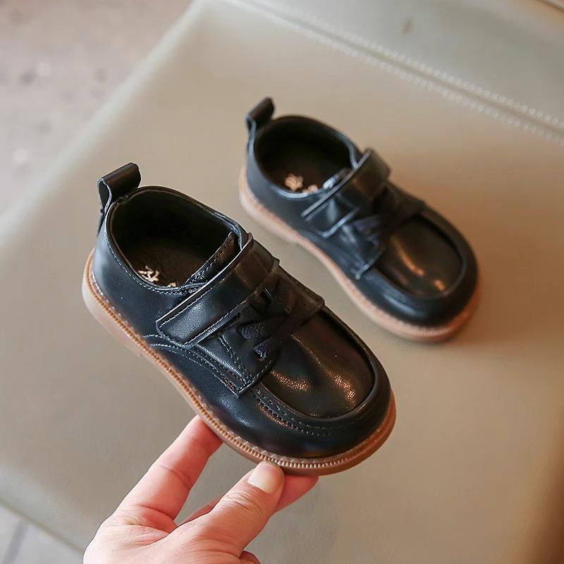 

Маленькая кожаная обувь для мальчиков, весенне-осенняя новая женская модная детская обувь на мягкой подошве, устойчивая обувь, детская одинарная обувь в английском стиле 21 чёрный