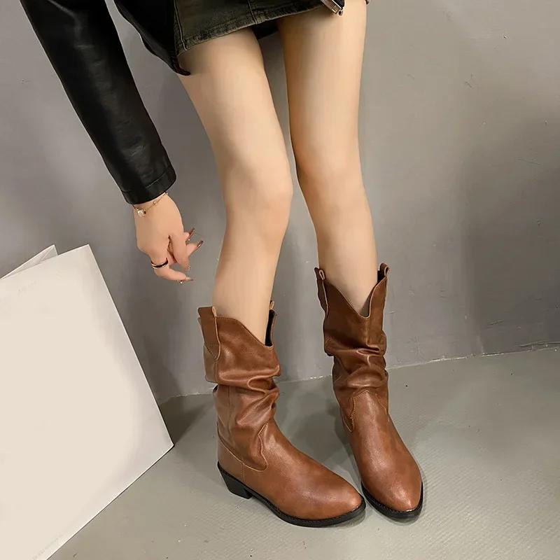 Women's Boots Winter 2024 Casual Low Heel Non Slip Comfort Waterproof Pleated Leather Boots Cold Resistant Boots