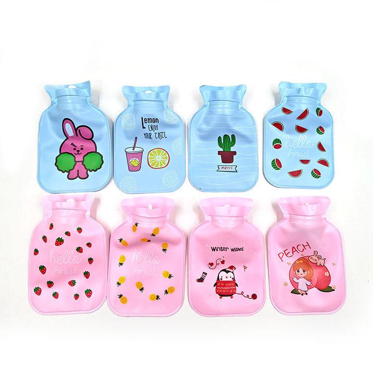 Small cartoon printed hot water bag, mini water filling hand warmer bag, winter heating pad thermal insulation bag explosion-proof hand warmer