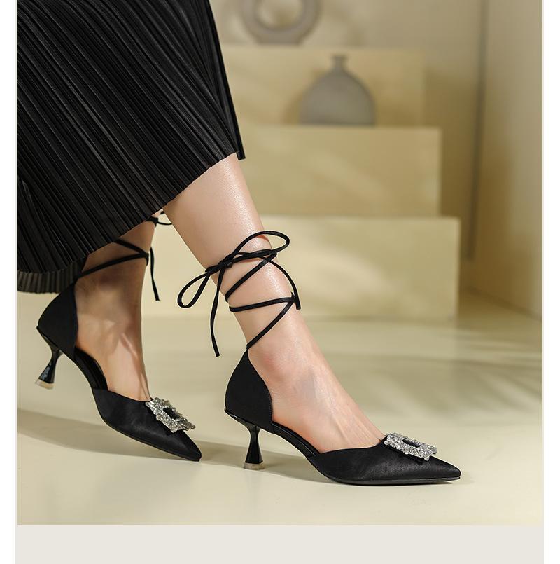 Fashion Brand Rhinestone Buckle Sandals Women Roman Cross-Tied Gladiator Shoes D'orsay High Heels Ladies Stilleto Party Evening Shoes