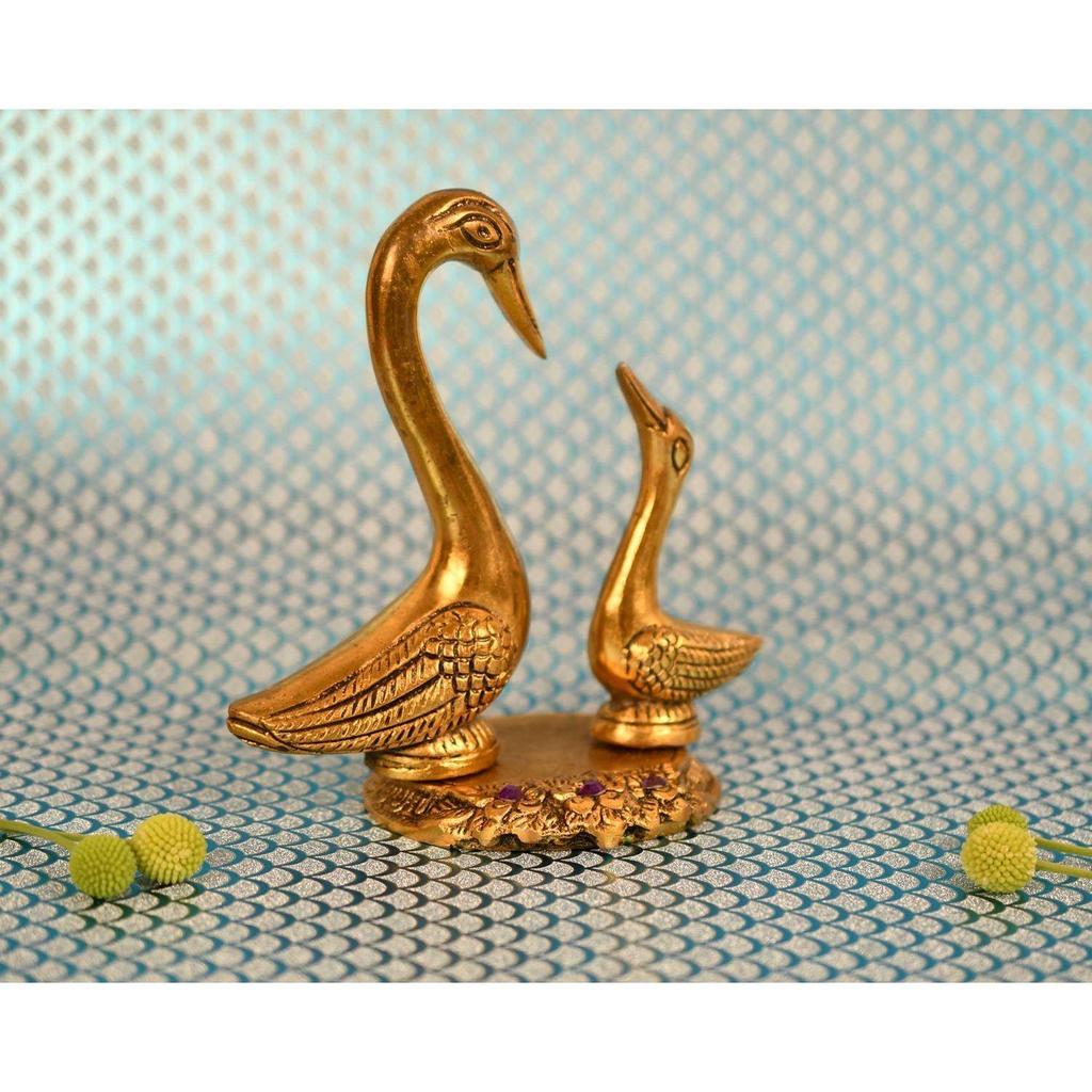 Paar küssender Enten Dekorative Schauobjekte Metall Schwan Set Statue für Heimtisch Büro Schreibtisch Dekoration 5x4,5x3 Zoll, Gold (1) Schwan