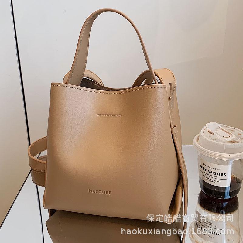 Retro Handbag Women's Bag 2025 New Trendy Korean Bucket Bag Niche Versatile Large-capacity Shoulder Messenger Bag