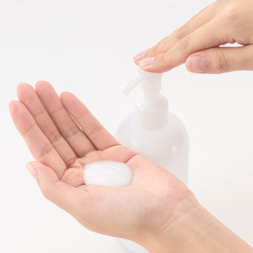Nameraka Honpo Cleansing Milk NC