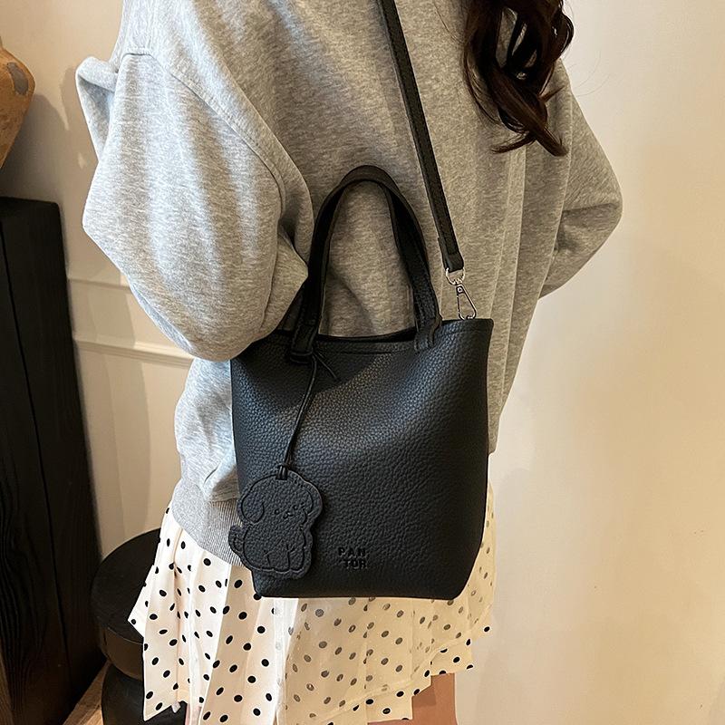 

Женская новая универсальная сумка через плечо чёрный