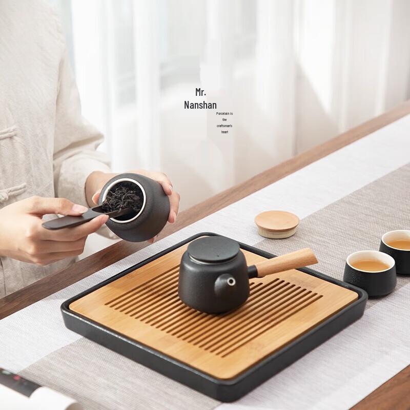 Nanshan Black Pottery Kung Fu Tea Set with Wooden Tray