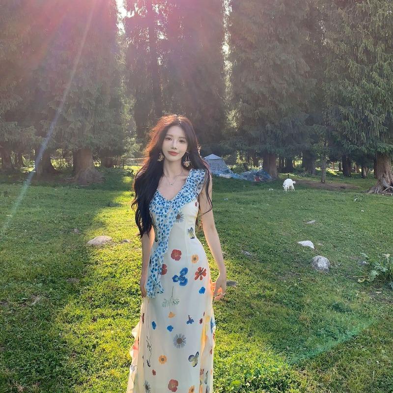 

Women s French Style Floral Butterfly Print Ruffle Maxi Dress S