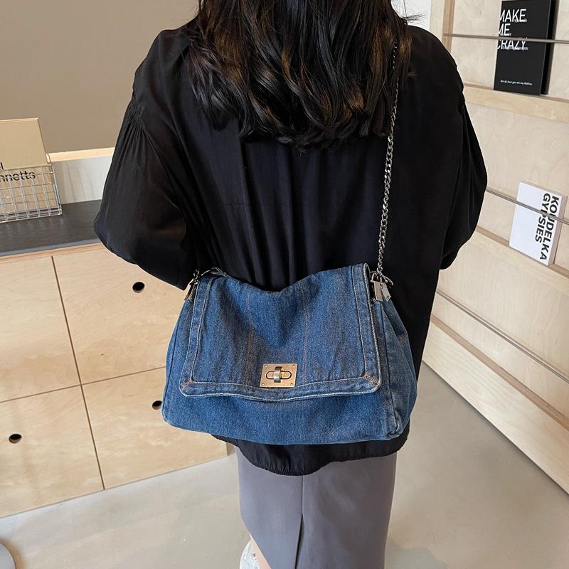 Denim Women's Bag 2025 New Trendy Shoulder Bag Large Capacity Tote Bag Class Commuter Messenger Chain Bag