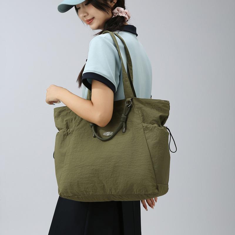 Tote bag women's bag summer new large-capacity lightweight commuter bag fashion casual simple shoulder bag