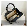 zZZZ New Fashion Women's Versatile Light Luxury Handbag & Crossbody Bag – Trendy and Elegant Niche Design