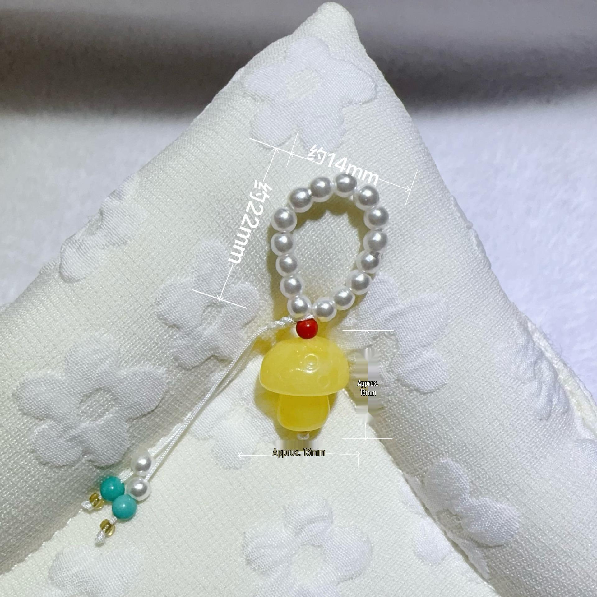 

Second Gen Beeswax Little Bear Pendant, Yellow Amber-Style Resin Bracelet Accessory