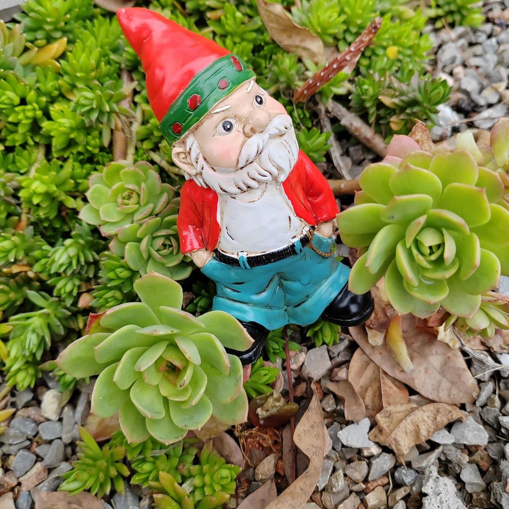 Dwarf Garden Ornaments White Beard Old Man Statue Resin Funny Lawn Ornaments and Statues Gnomes