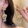 Retro Crystal Pearl Round Pendant Necklace Elegant Luxury Clavicle Neck Jewelry