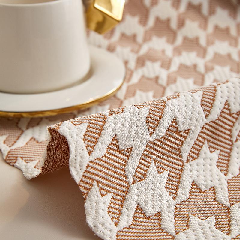 Letnia Mata z Jedwabiu Lodowego Letnia Mata Pokrowiec na Sofę Ręcznik Cztery Pory Roku Uniwersalna Letnia Chłodna Lekka Luksusowa Wysokiej Klasy Poduszka