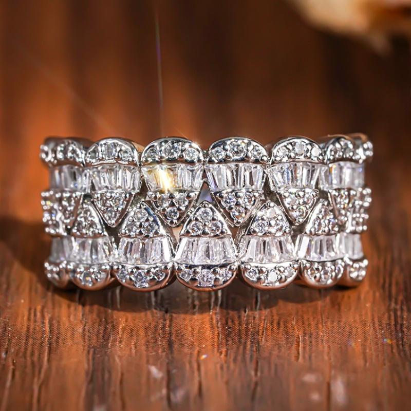 Huitan Bright Hollow Cubic Zircon Pattern Rings Delicate Graceful Finger Accessories for Wedding Modern Versatile Female