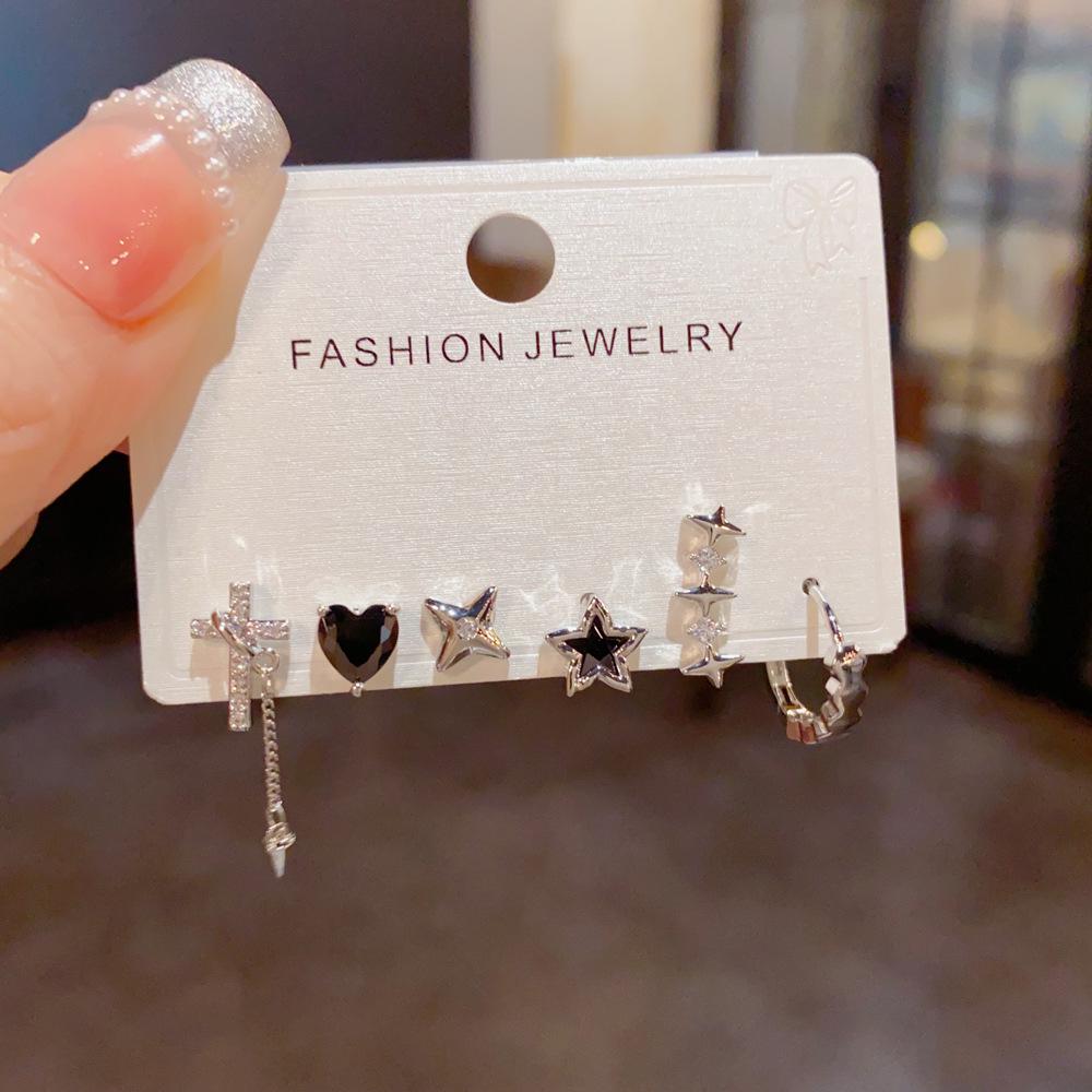 Sweet Cool Retro Style Star & Heart Cross Earrings - High-End Fashion Ear Accessories