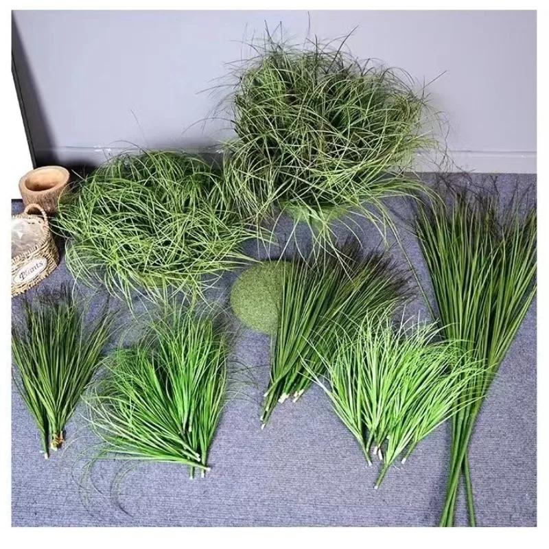 5PCS Simulated Small Grass Bushes for Decorating Fake Grasslands Simulating Reeds and Fake Green Plants Home Decoration PVC Material