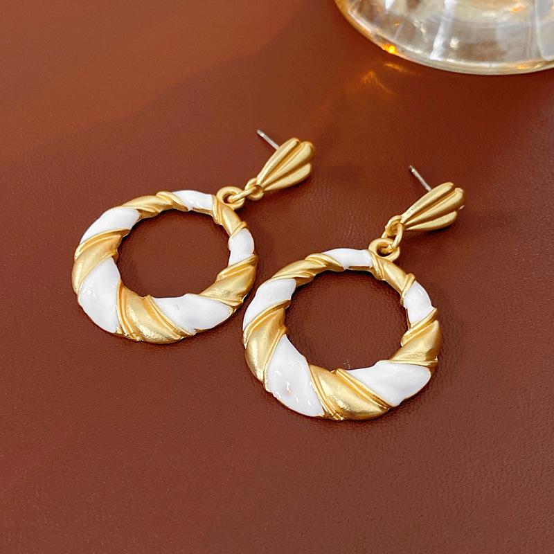 Drip Twisted Geometric Earrings Necklace Set, Vintage Premium Light Luxury Accessories Gift
