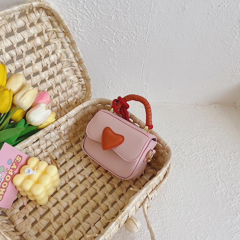 Trendy Mini Pu Handbag For Children Stylish Heart Design Cute Crossbody Bag