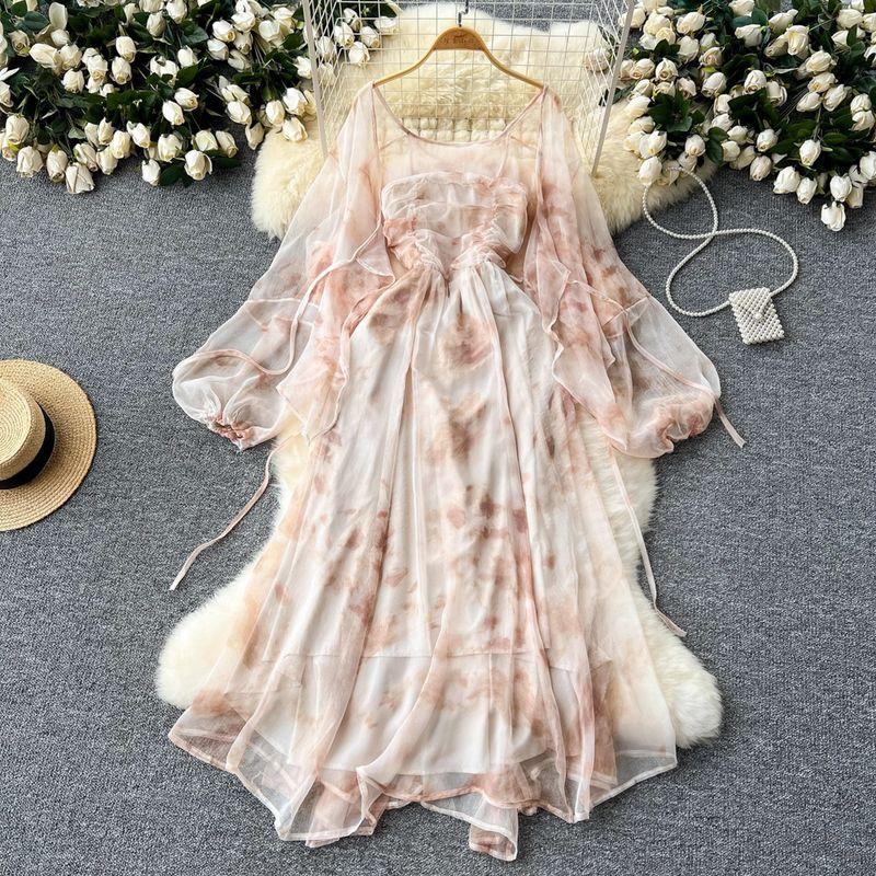 

Сказочный отпускной стиль Костюм Женское приталенное плиссированное платье на бретелях + Шаль с длинными рукавами на завязках для защиты от солнца Шифоновый костюм Picture Color M