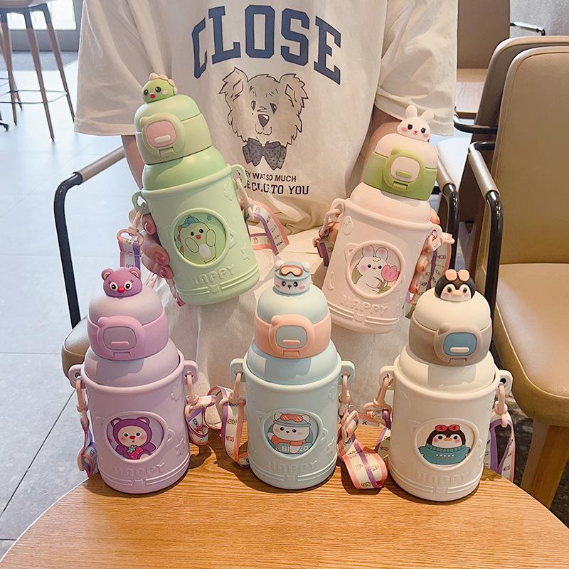New children's thermal insulation water cup high value 316 stainless steel cartoon animal doll straw water cup gift
