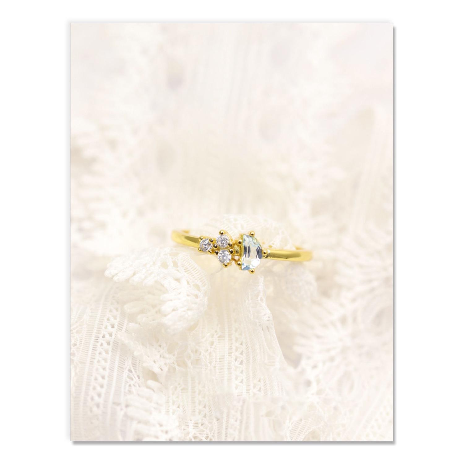 

Retro Japanese Gold-Plated Blue Topaz Adjustable Ring for Women Adjustable Opening