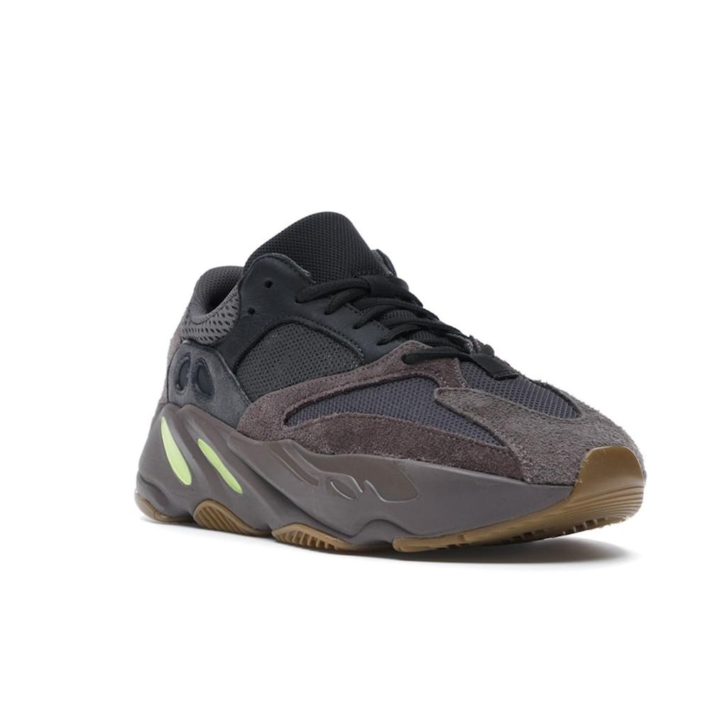Adidas Tênis Unissex Yeezy Boost 700 Mauve Marrom EE9614