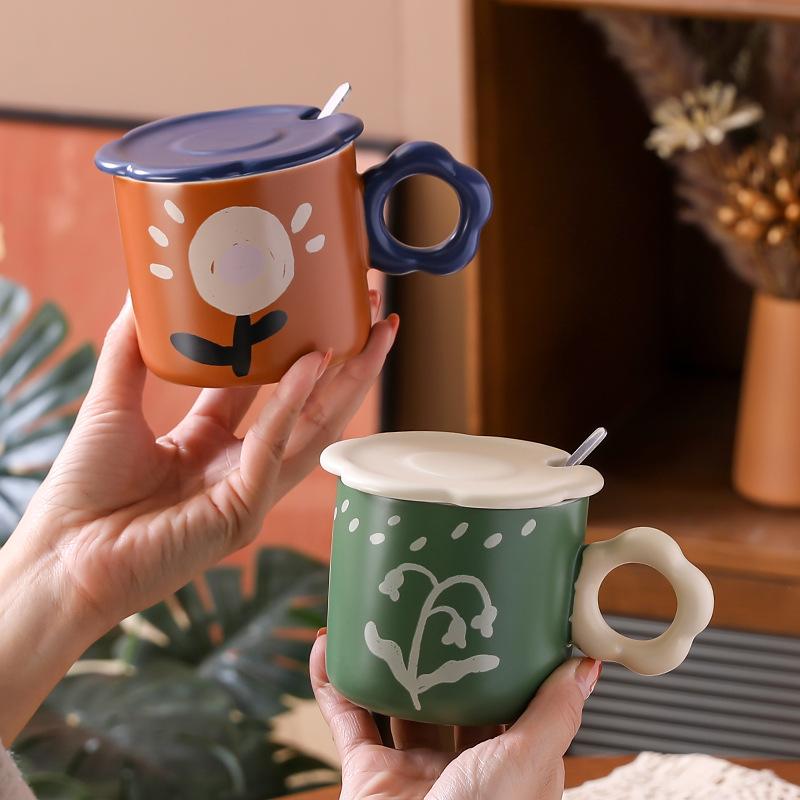 Retro Oil Painting Style Ceramic Mug with Lid Spoon Office Drinking Cup Girls Home Milk Cup Design Sense
