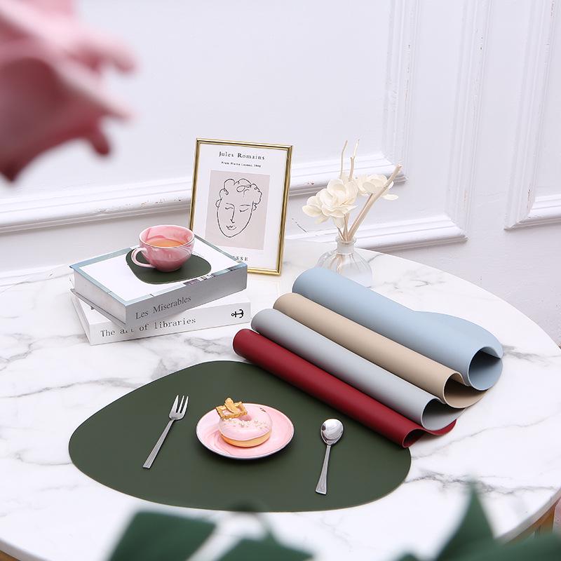 Rutschfeste Leder-Tropfen-Platzmatte - Wärmeisolierende Tischmatte für Zuhause und Hotel