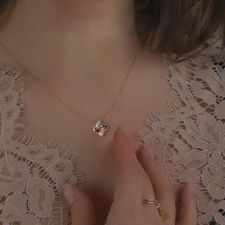 

Elegant Gold-Plated S925 Silver Necklace with Diamond Pendant – Versatile Women s Jewelry, Japanese & Korean Style 925 Silver