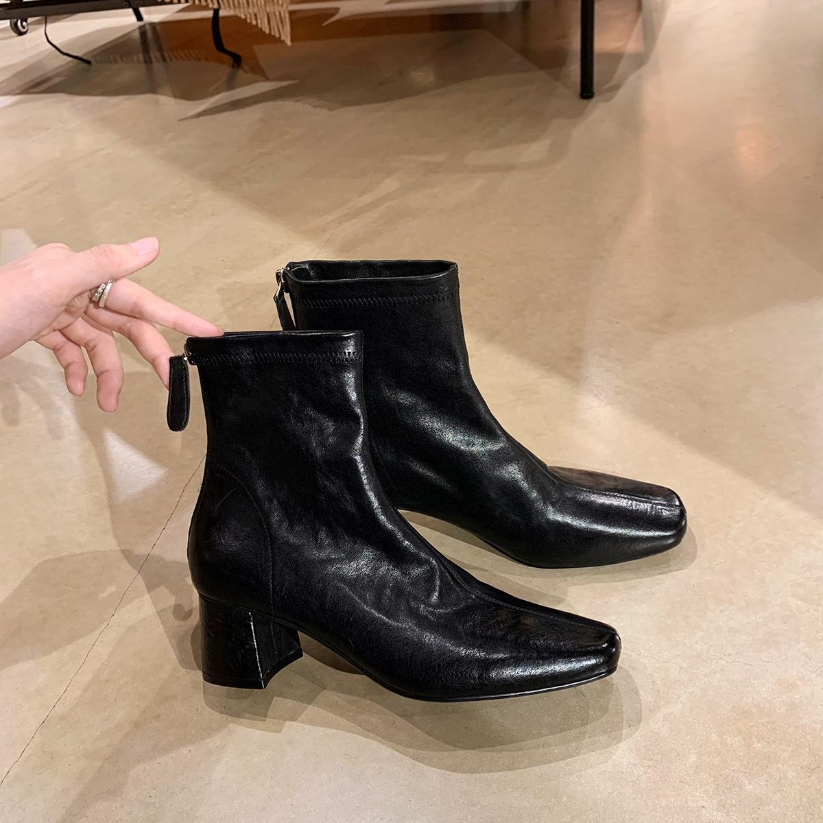 

Winter new washed horse leather pattern thin boots retro short women s leather boots rear zipper square head boots women s versatile 34