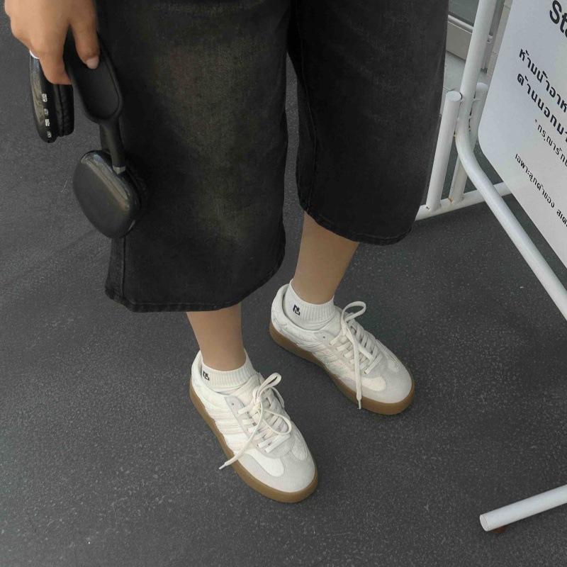 

Ретро немецкие тренировочные туфли на платформе женские 2025 новые универсальные атласные повседневные спортивные туфли низкие кеды из натуральной кожи туфли Форреста Гампа 35