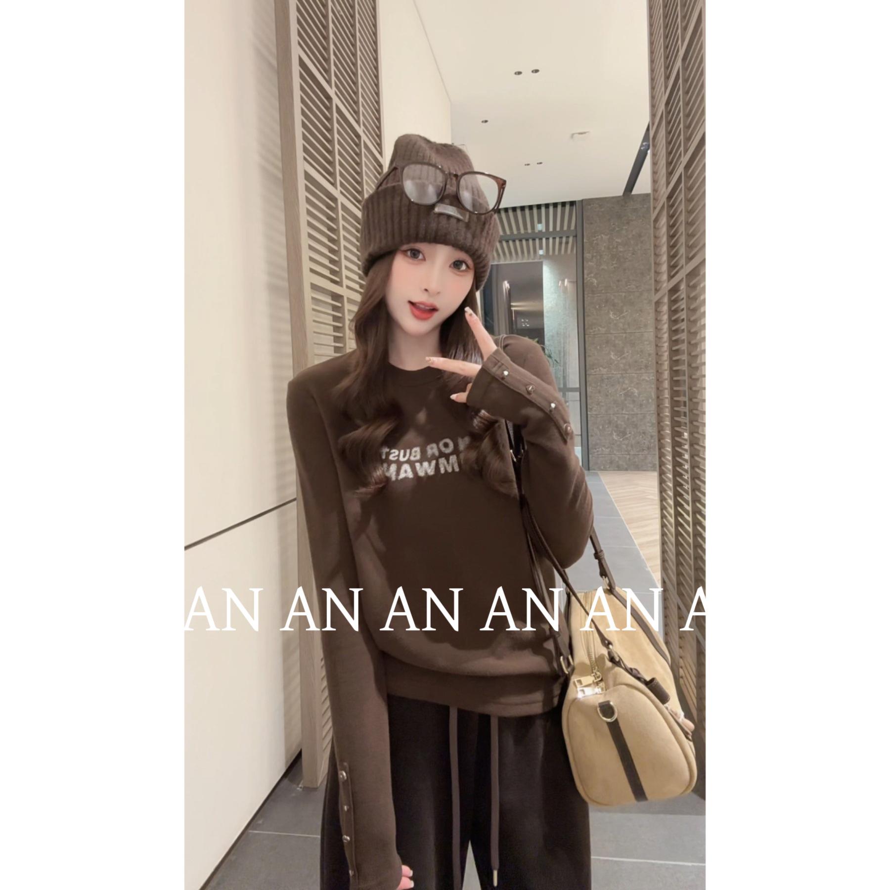 

Women s Double-Sided German Velvet Long-Sleeve T-Shirt, Lightweight, Trendy Round Neck Top for Spring and Autumn Medium белый