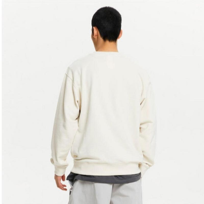 New Balance Half Club Uni Small Logo Semi Over Sweatshirt Nbnce2s021 35