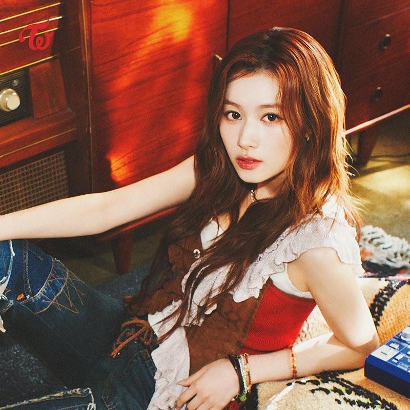 

(Предварительный заказ)TWICE 6-й японский альбом - ENEMY (Индивидуальное издание) Sana