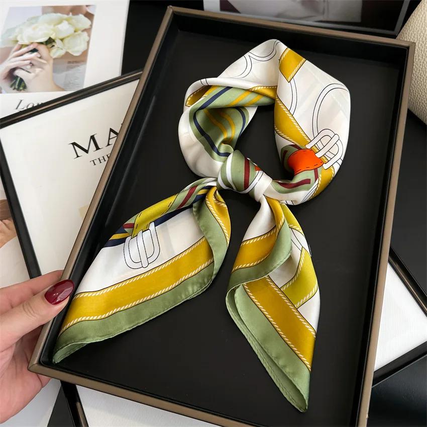 70X70cm Shawl Fashion Beach Sunscreen Silk Scarves  New Europe America Kerchief Popular Print Square Bandanna Sunscreen Wrap
