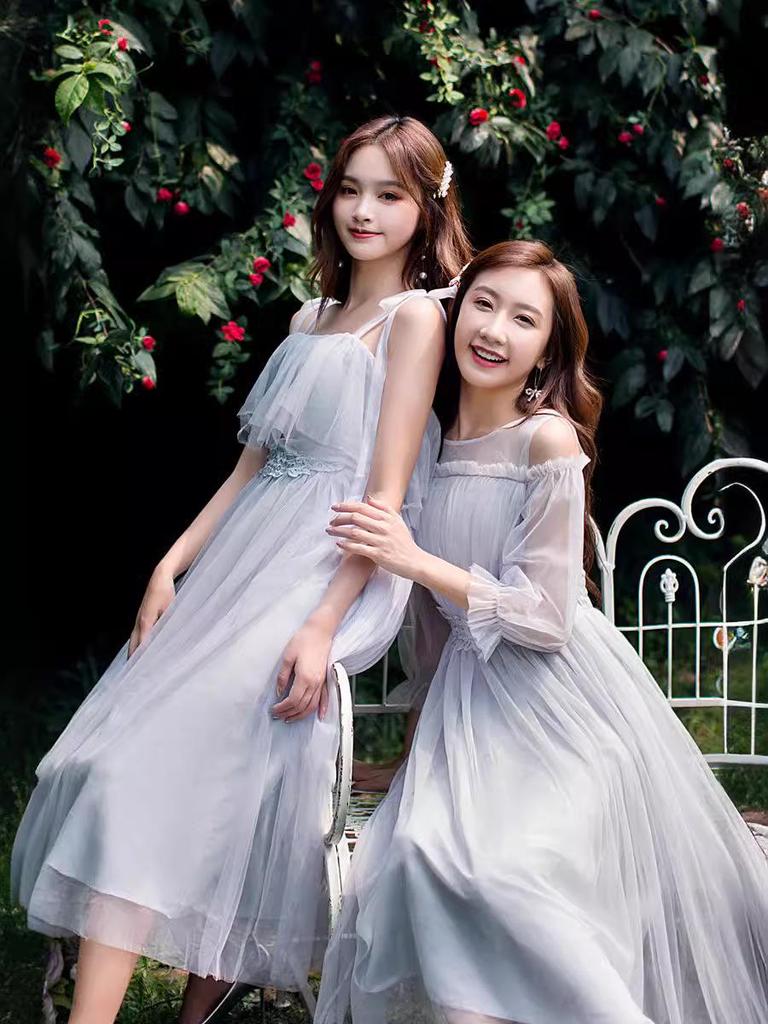 2025 New Off-the-Shoulder Bridesmaid Dress: Mid-Length, Slimming, with Fairy Charm for Special Occasions.