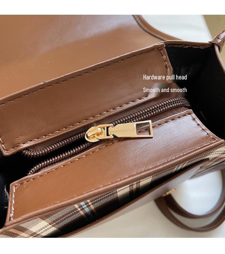 Retro Women's Lightweight Versatile Backpack & Crossbody In Cute College Style for Travel & Casual Use