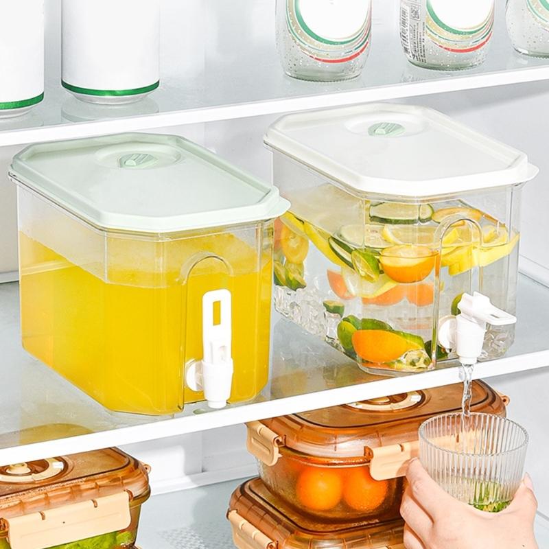 Portable Refrigerator Plastic Drink Dispenser With Tap Leak Proof Iced Beverage Container for Cocktails Juice Storage