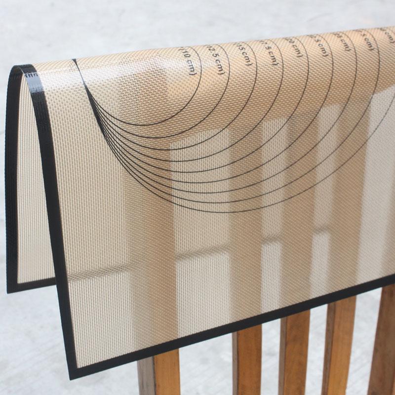 Food grade silicone rolling pad, kneading pad, macaron baking pad, non-stick and non-moving 70 * 50cm