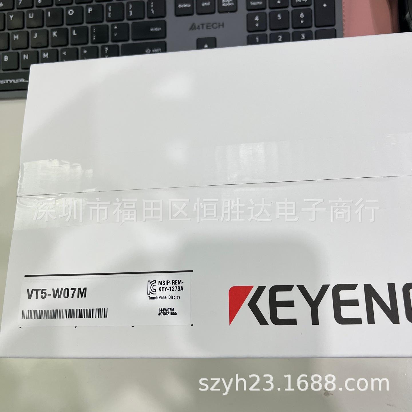 Keyence HMI Models VT2-5SB, VT2-7SB, VT2-8TB, VT2-5SW, VT5-W07M In Stock 5SB