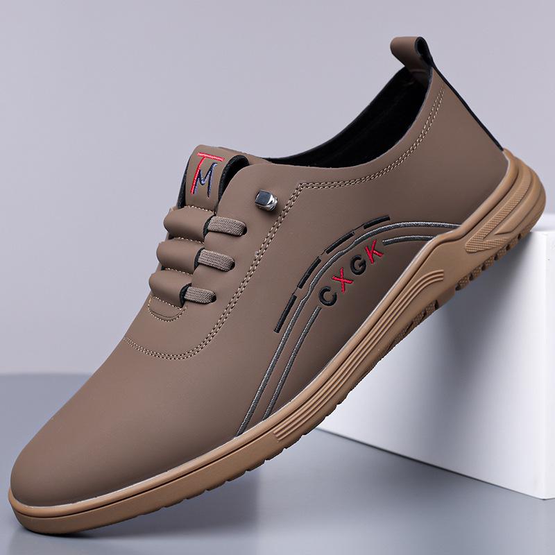 Men's Shoes 2025 New Men's Casual Leather Shoes British One-pedal Business Men's Middle-aged Dad Shoes Soft Leather Shoes
