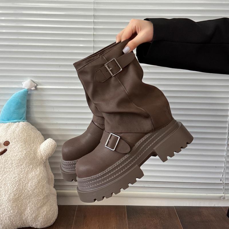 Fashion Versatile Belt Buckle Round Head Thick Sole Heightening Short Boots Women's 2025 Autumn and Winter New Fashion Versatile Thick Sole Boots
