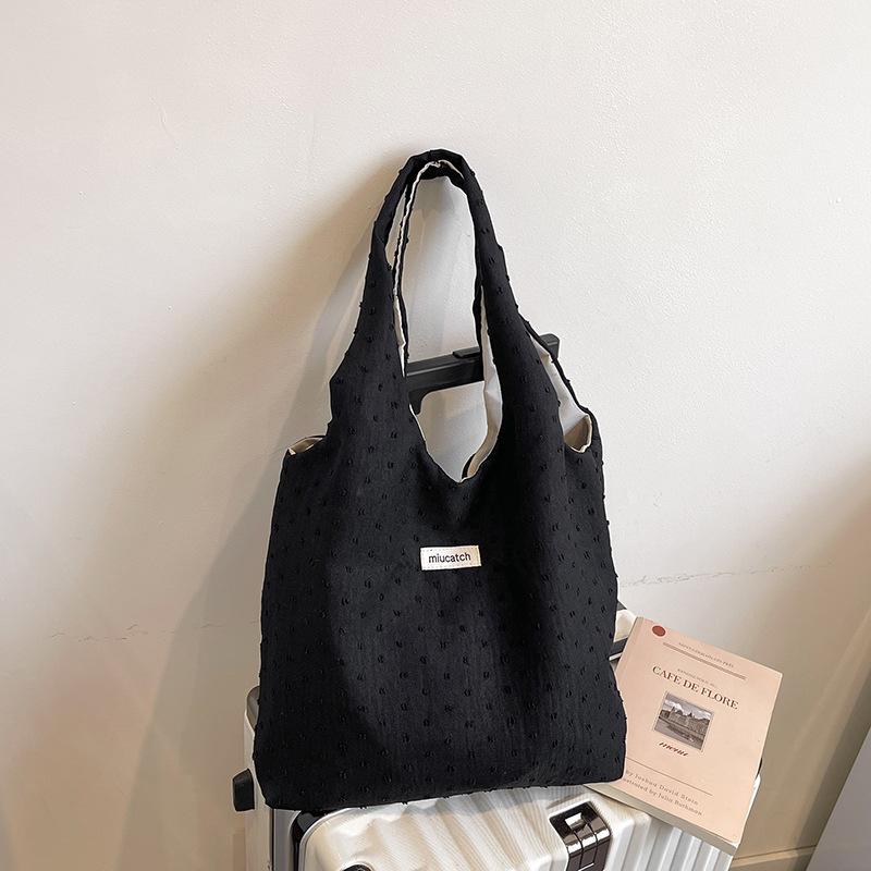 

Casual large-capacity tote bag women s new fashion retro shoulder bag niche design commuter bag чёрный