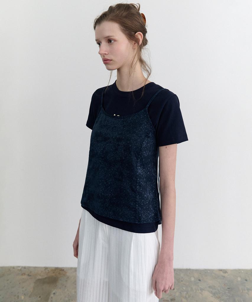 ANDNEEDS Nadia Jacquard Satin Sleeveless (Navy)