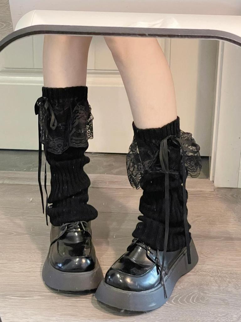 The Girl Girl High-end Leg Cover-up Academic Strap Design Slimming Sock Set.