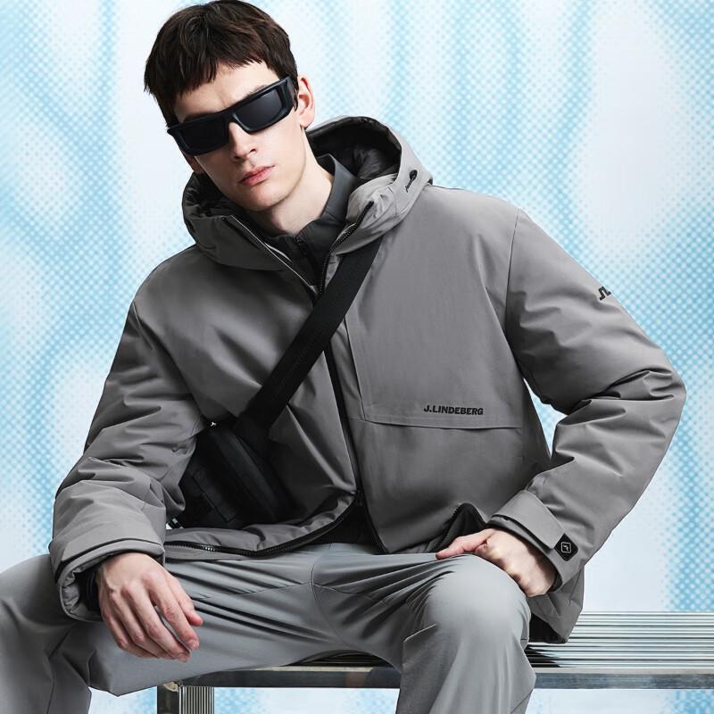 J.Lindeberg Men's Hooded Waterproof Padded Jacket 525309003